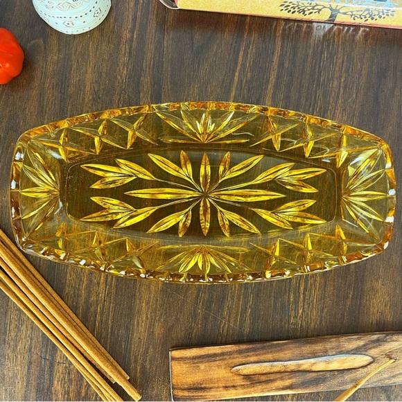 Vintage Hazel-Atlas Amber/Yellow Glass Relish, Butter, Food Serving Dish - Picture 1 of 5